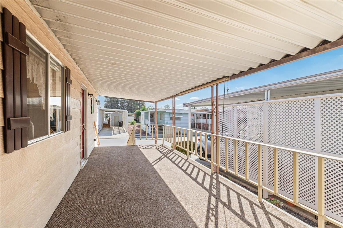 3821 Lahaina Ln, Modesto, CA 95355