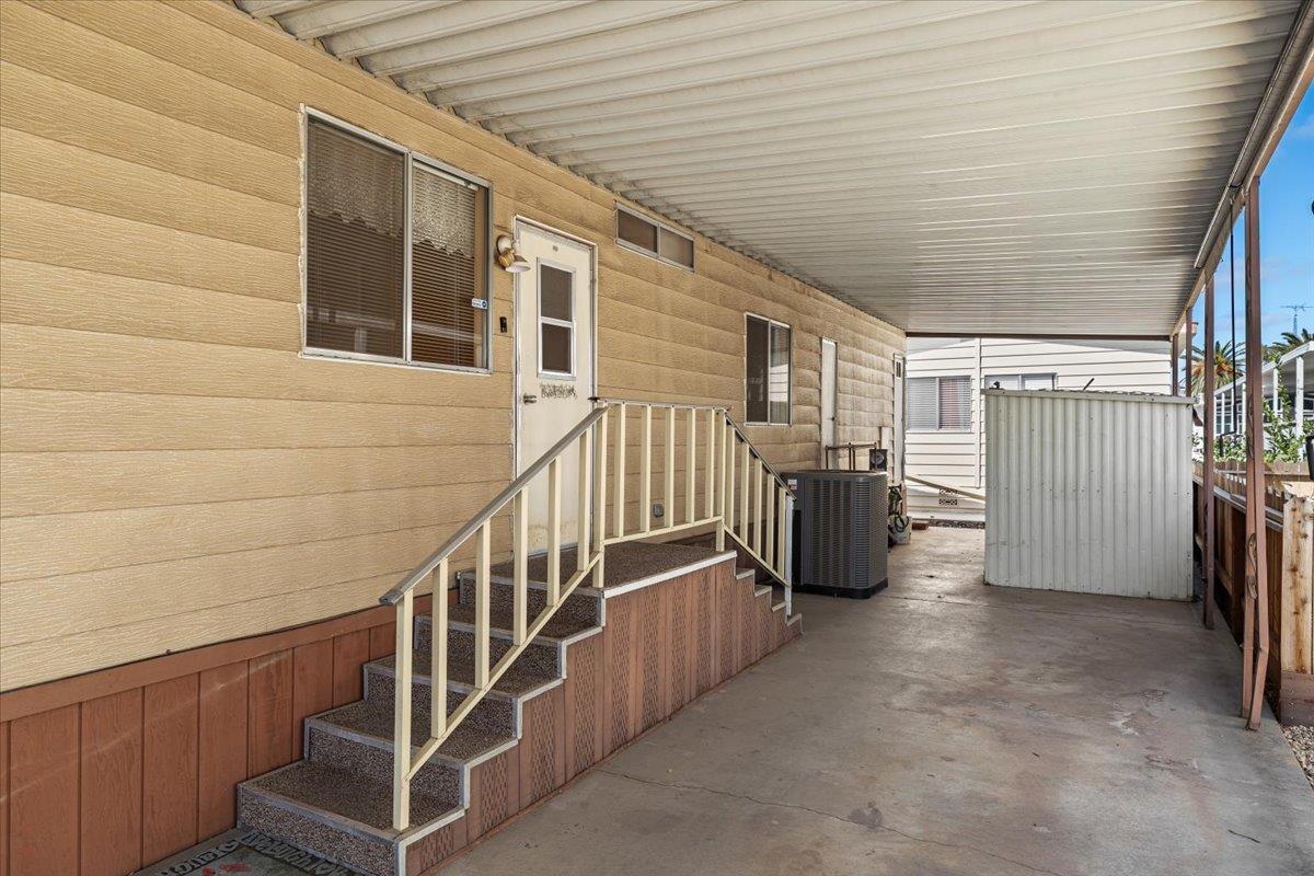 3821 Lahaina Ln, Modesto, CA 95355