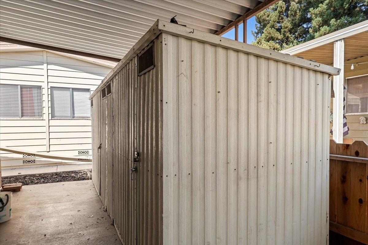 3821 Lahaina Ln, Modesto, CA 95355