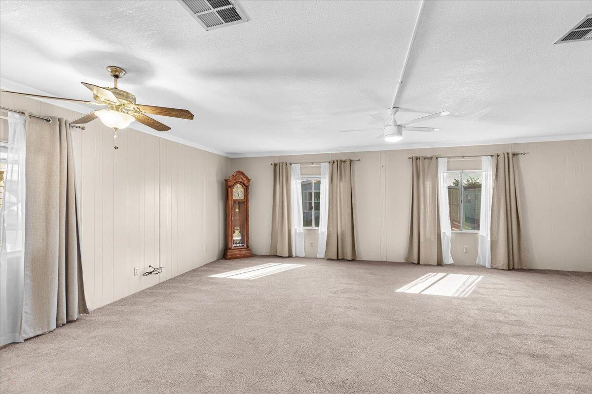 3821 Lahaina Ln, Modesto, CA 95355