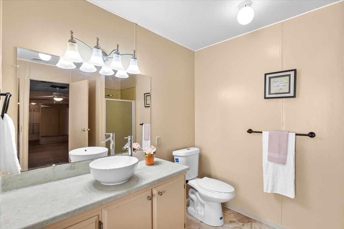 3821 Lahaina Ln, Modesto, CA 95355