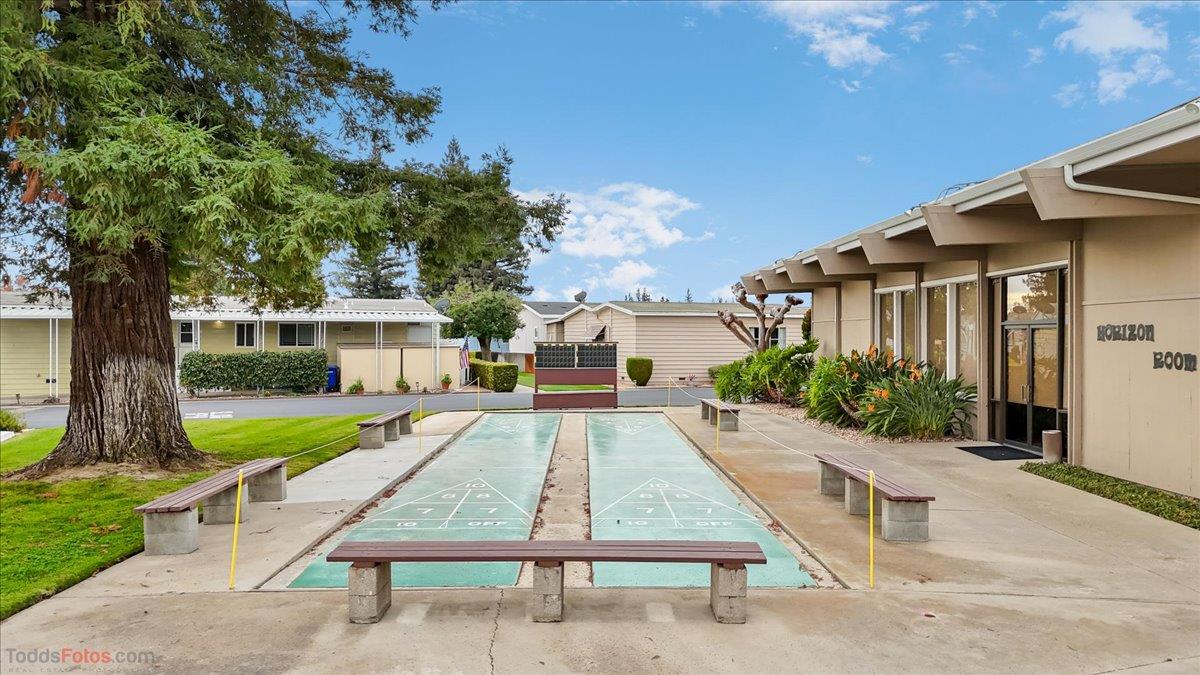 3821 Lahaina Ln, Modesto, CA 95355