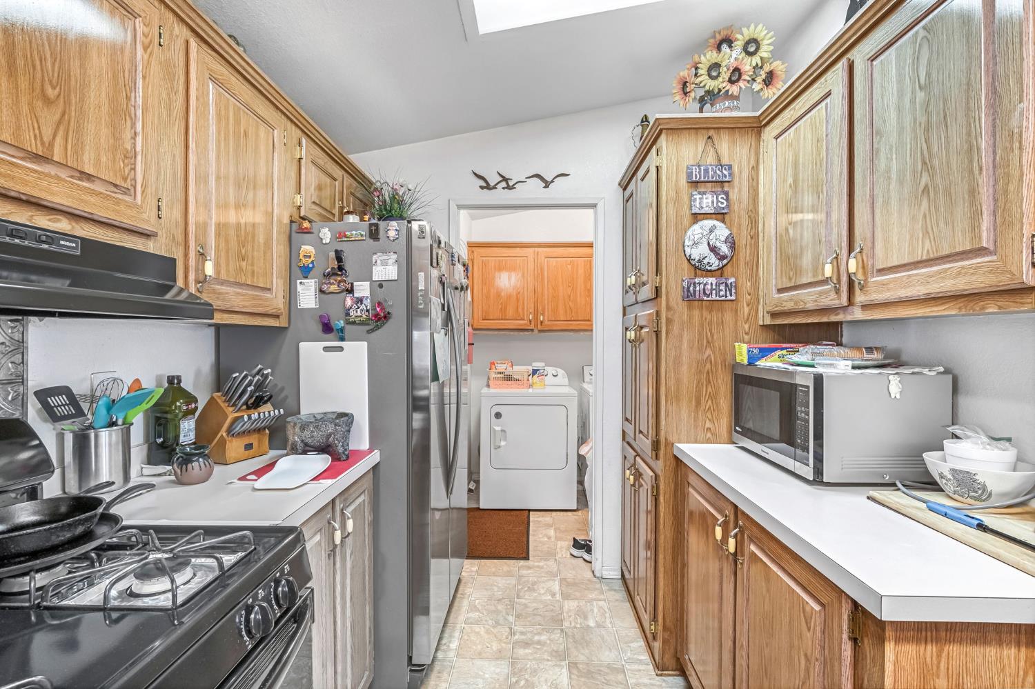 1218 E Cleveland Ave #142, Madera, CA 93638