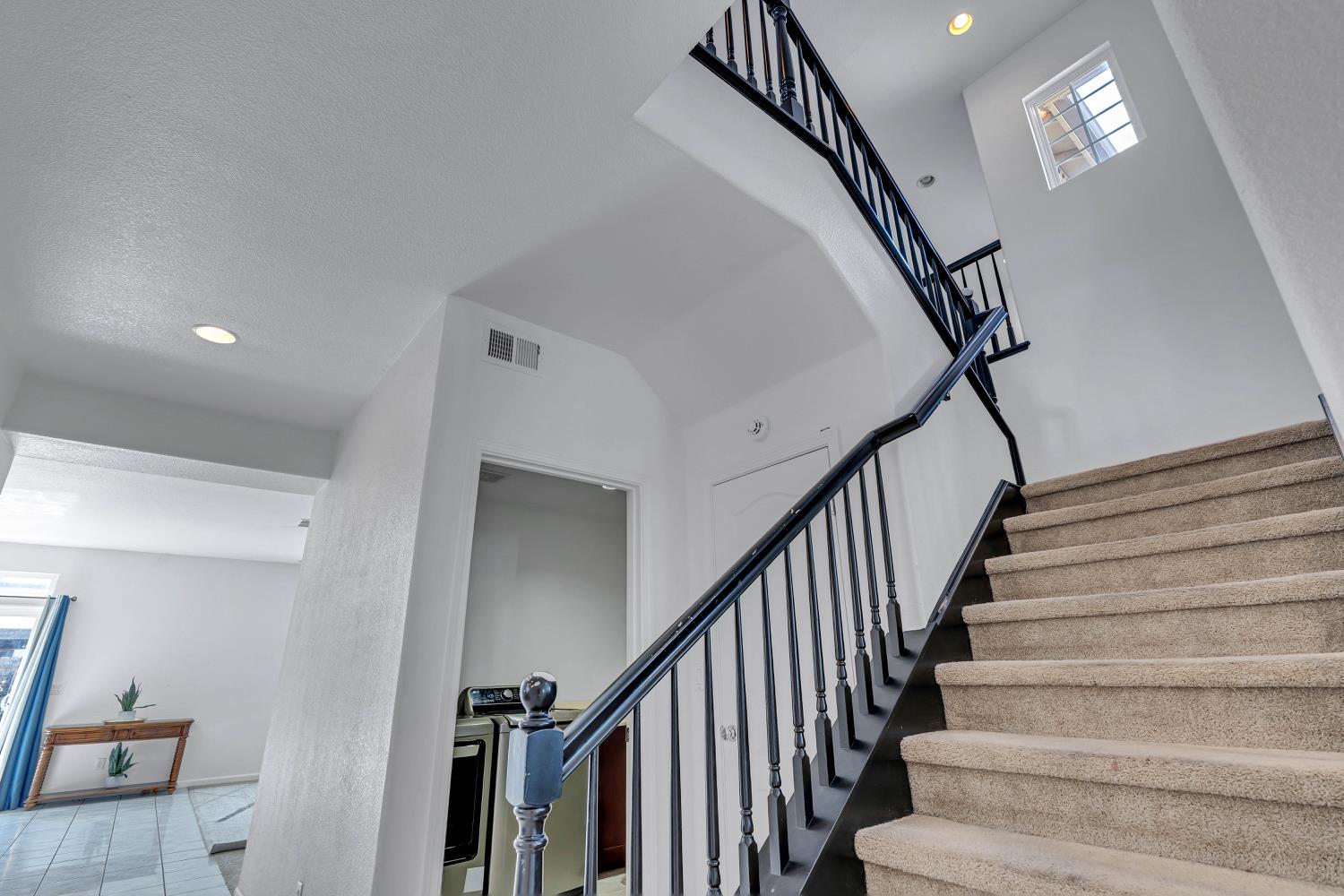 1408 Mendocino Creek Drive, Patterson, CA 95363