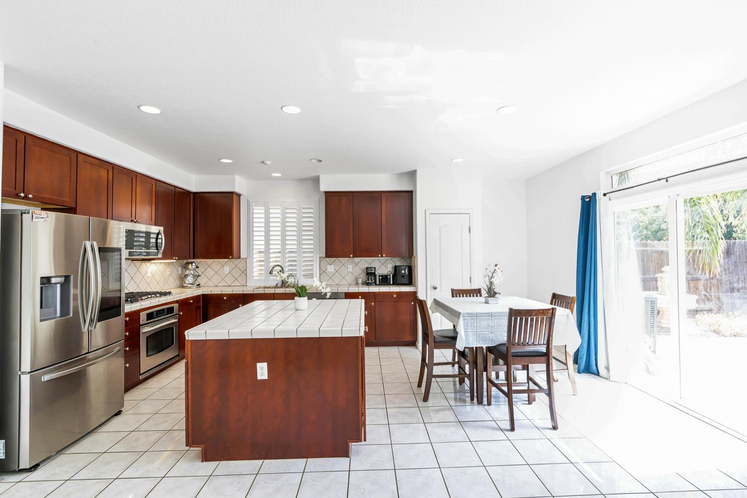 1408 Mendocino Creek Drive, Patterson, CA 95363