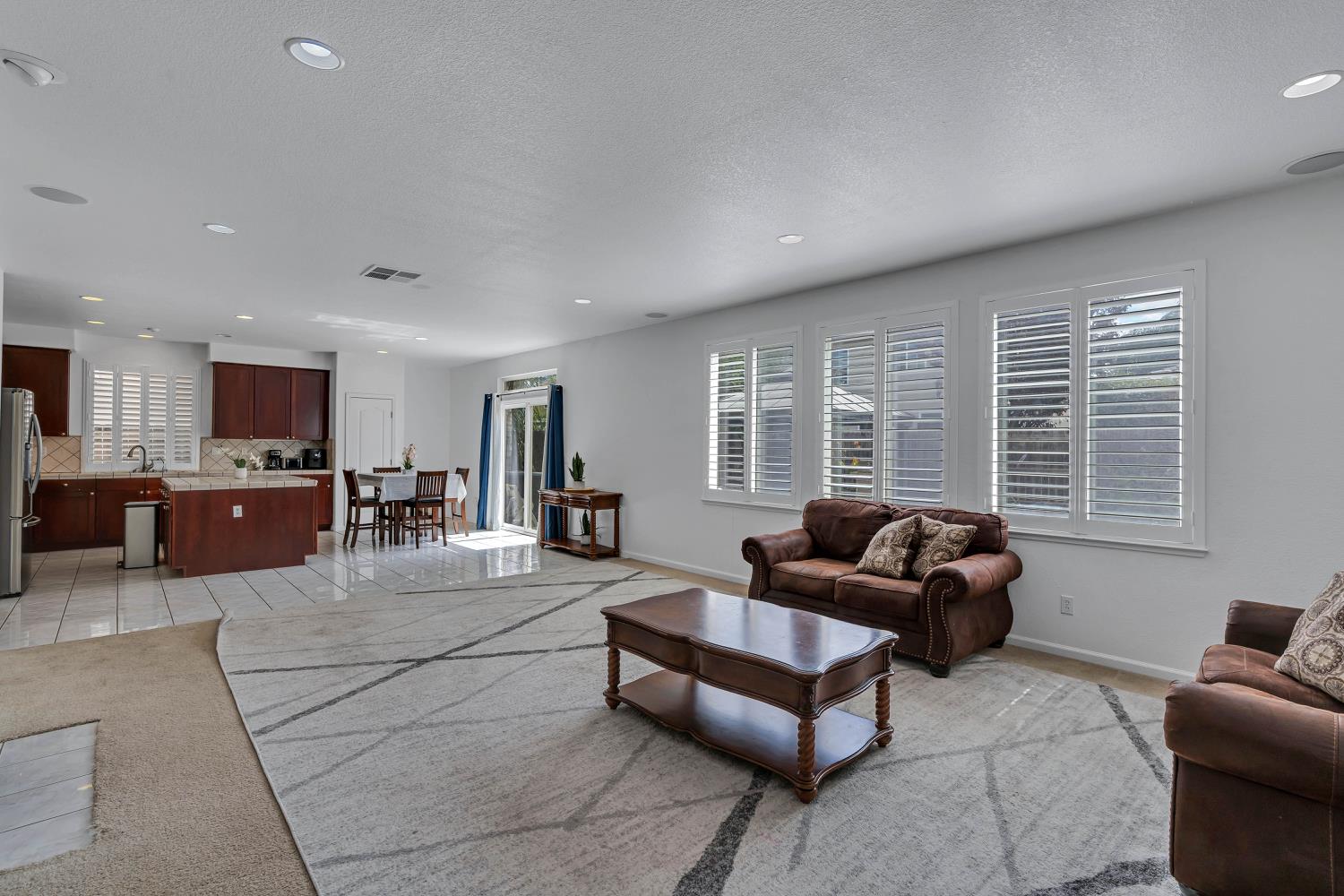 1408 Mendocino Creek Drive, Patterson, CA 95363