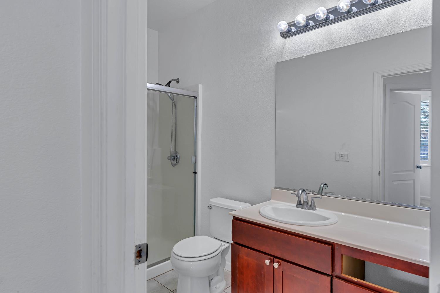 1408 Mendocino Creek Drive, Patterson, CA 95363