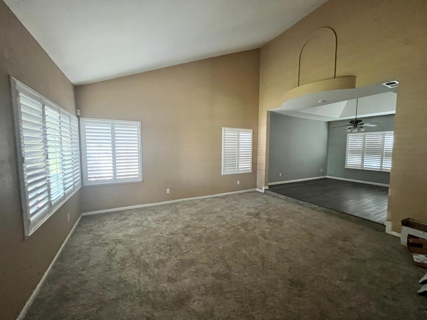 838 Mackilhaffy Dr, Patterson, CA 95363