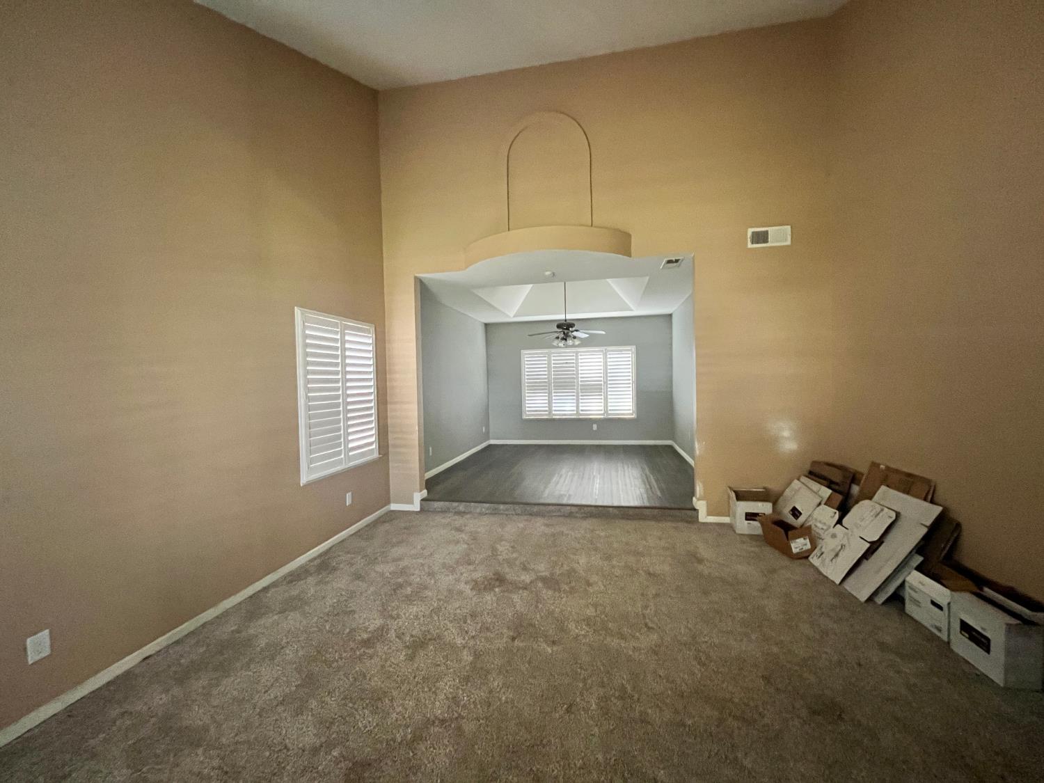 838 Mackilhaffy Dr, Patterson, CA 95363