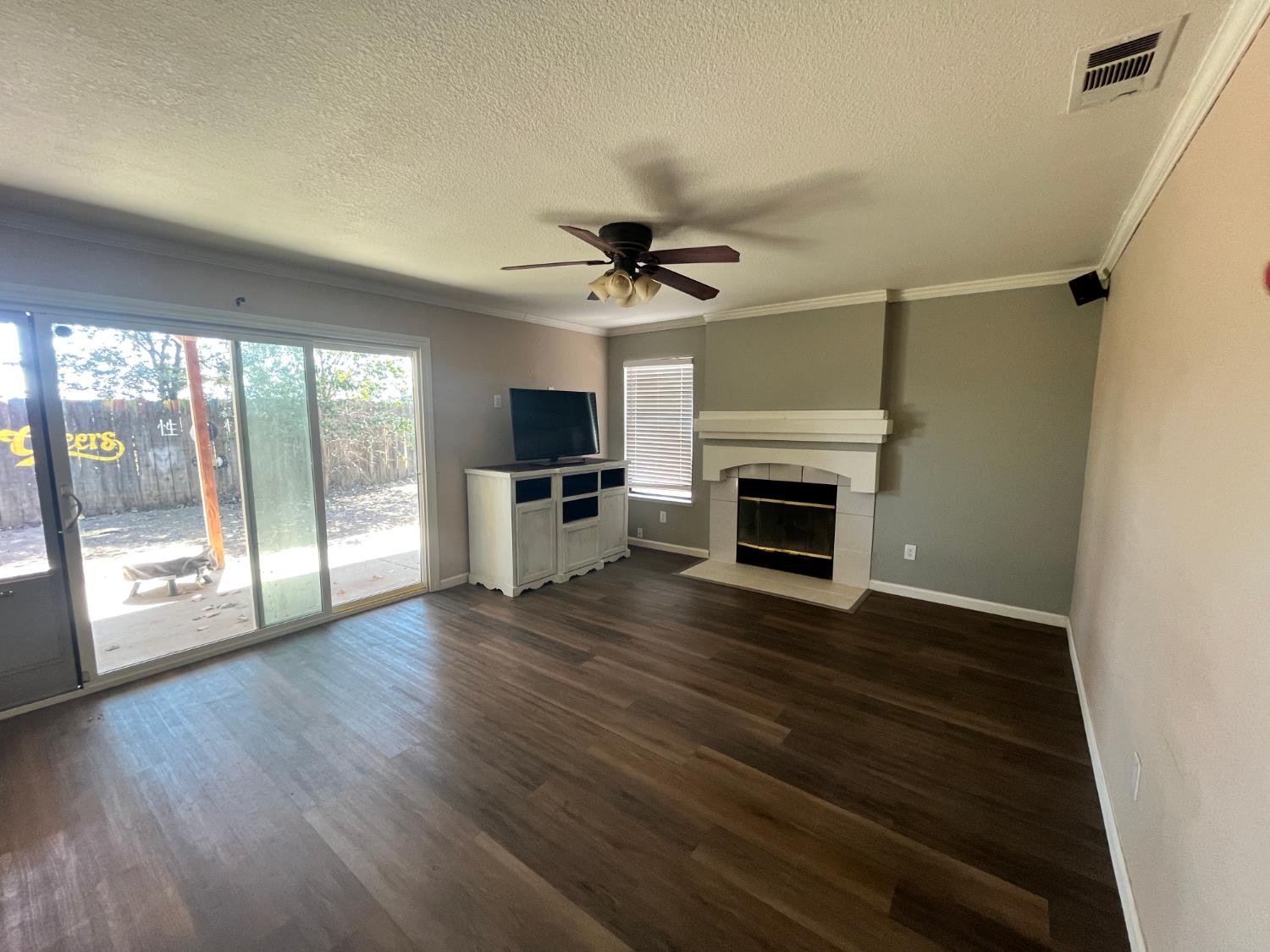 838 Mackilhaffy Dr, Patterson, CA 95363