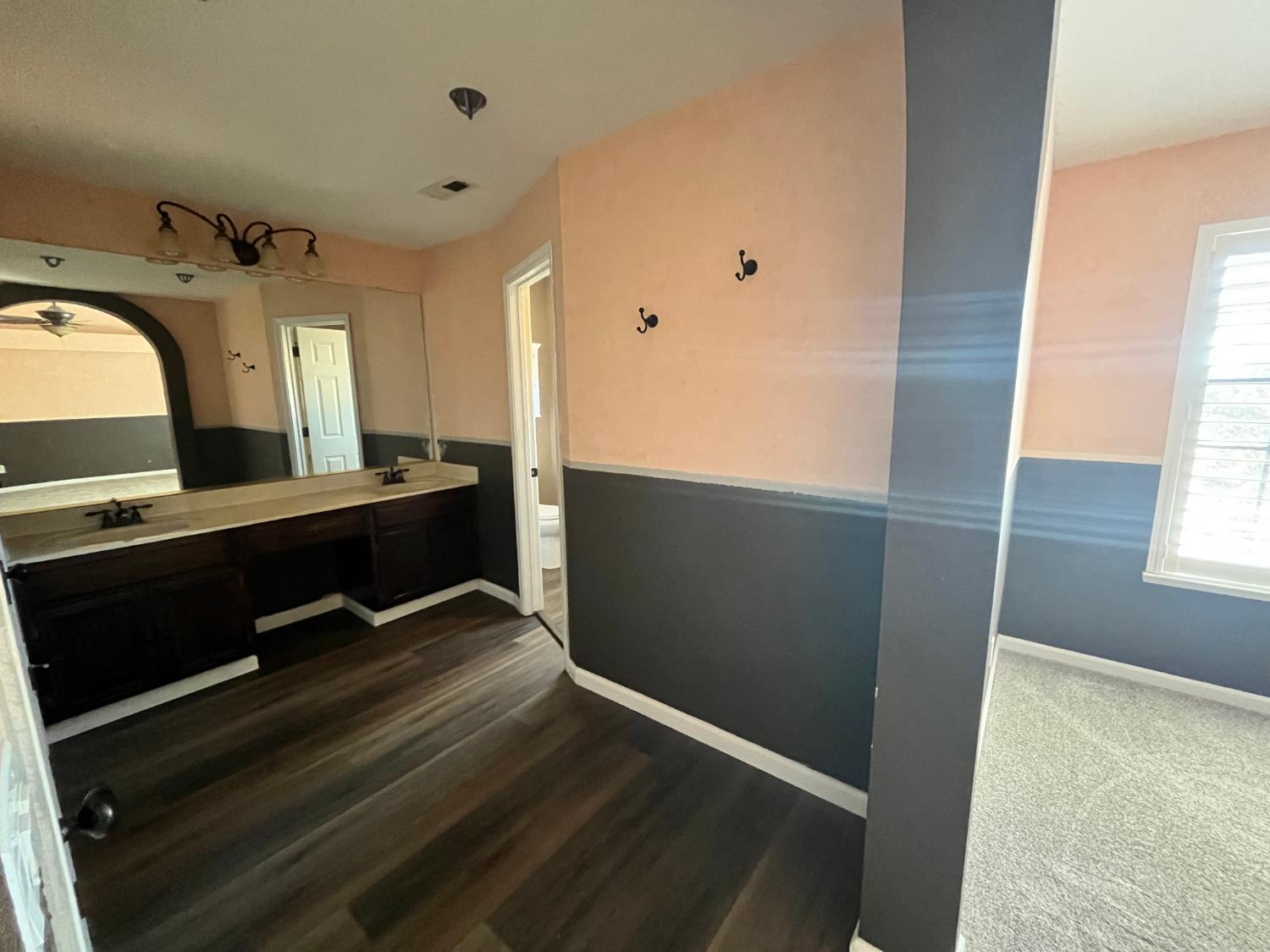 838 Mackilhaffy Dr, Patterson, CA 95363