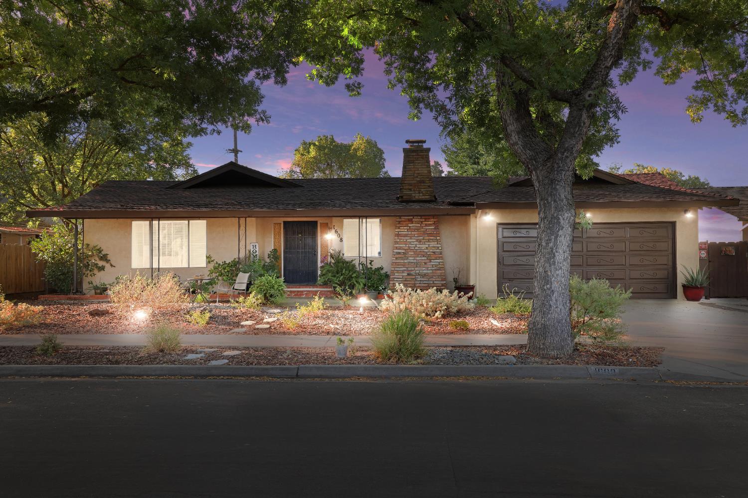 1608 Kruger Dr, Modesto, CA 95355