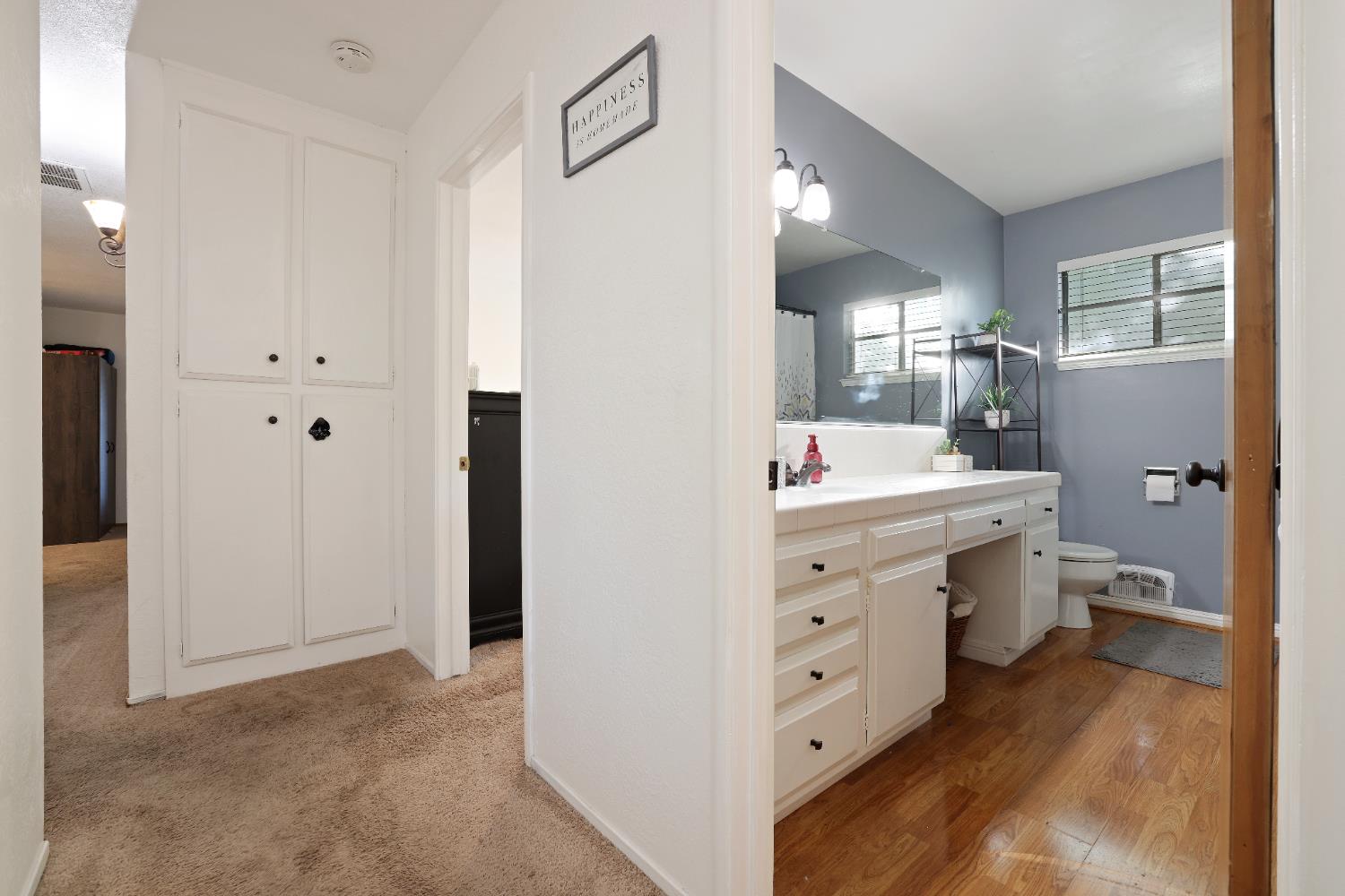 1608 Kruger Dr, Modesto, CA 95355