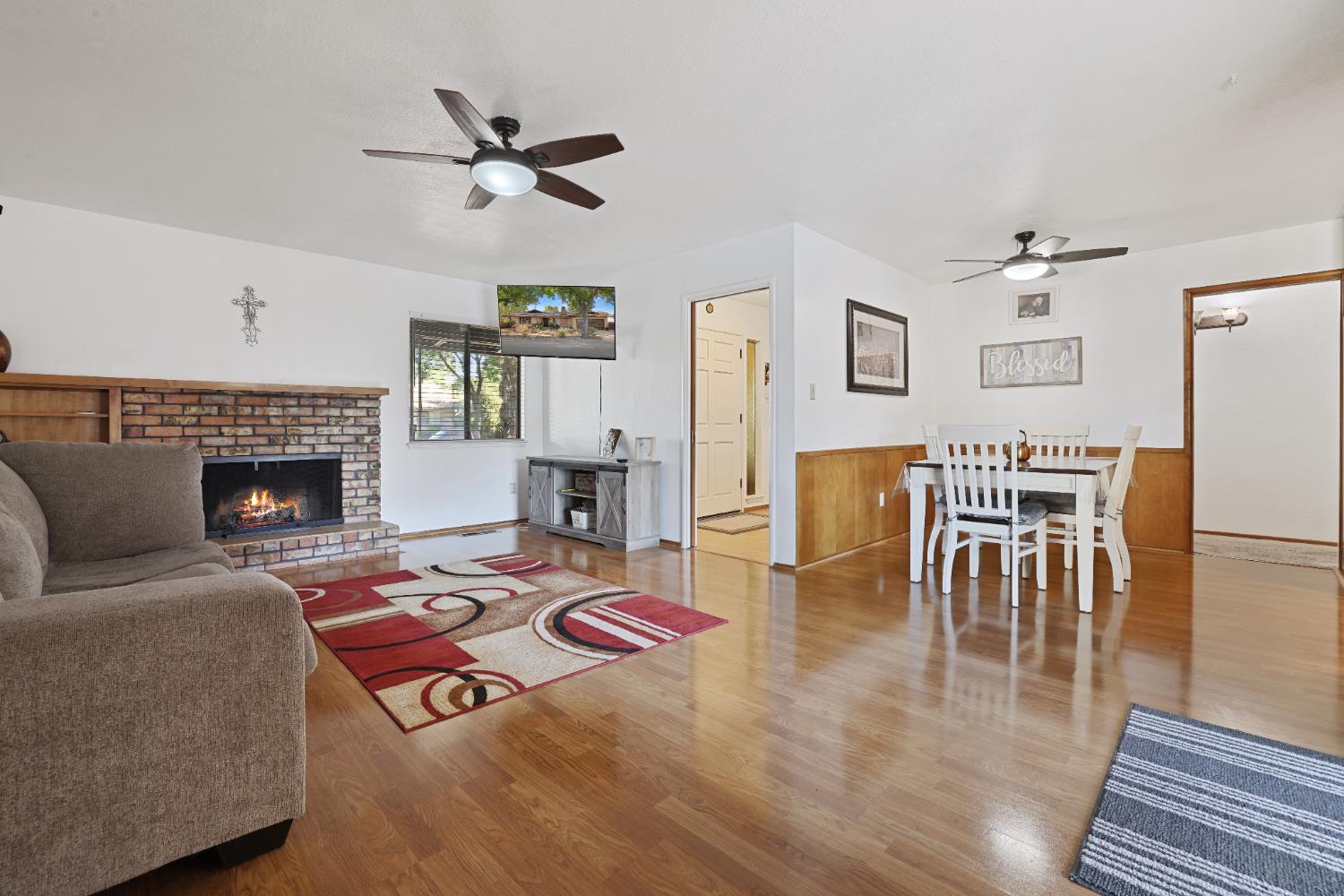 1608 Kruger Dr, Modesto, CA 95355