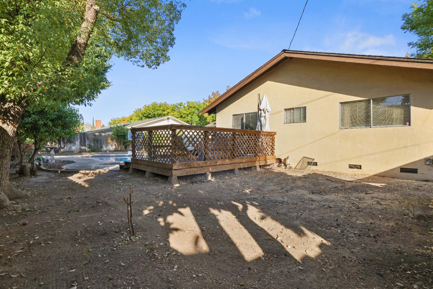 1608 Kruger Dr, Modesto, CA 95355