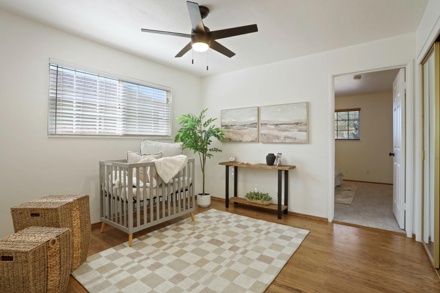 1129 E. Alameda St, Manteca, CA 95336