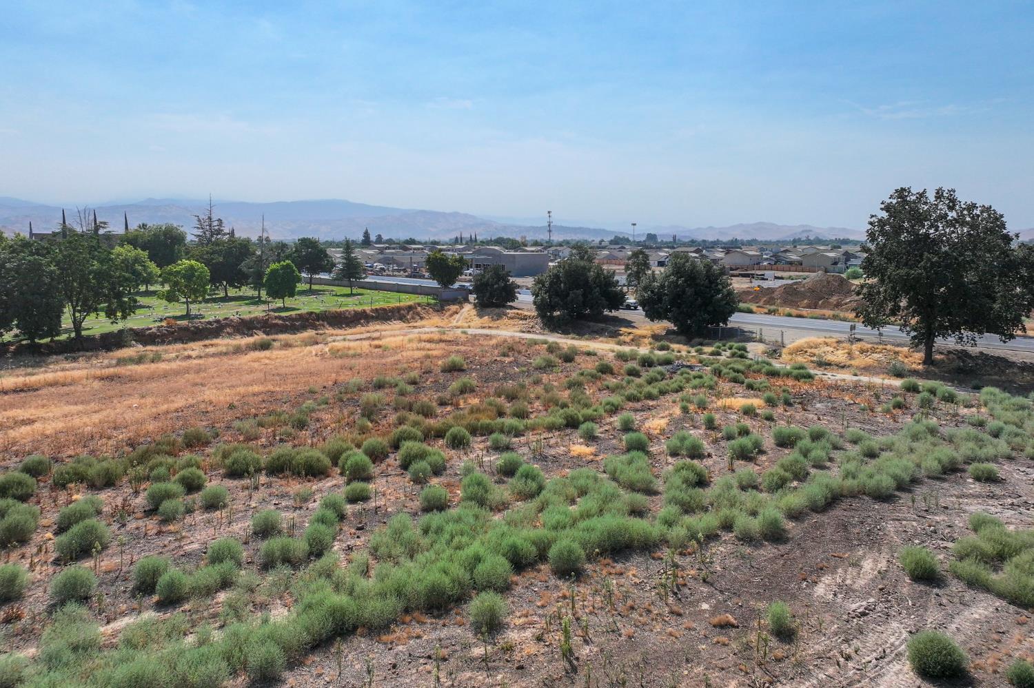 0 0 Naranjo Ave, Woodlake, CA 93286