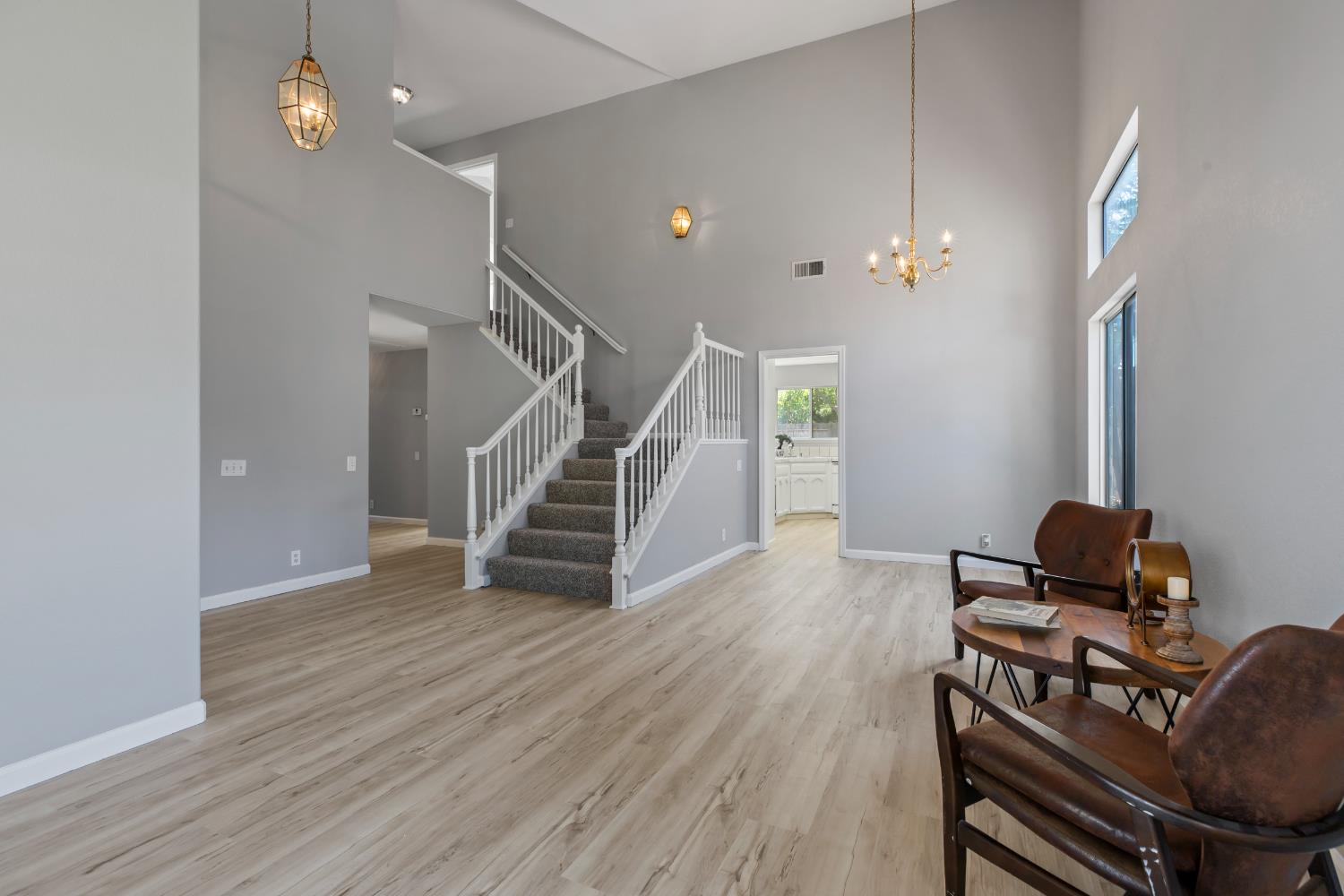 1900 Berryessa Dr, Modesto, CA 95358