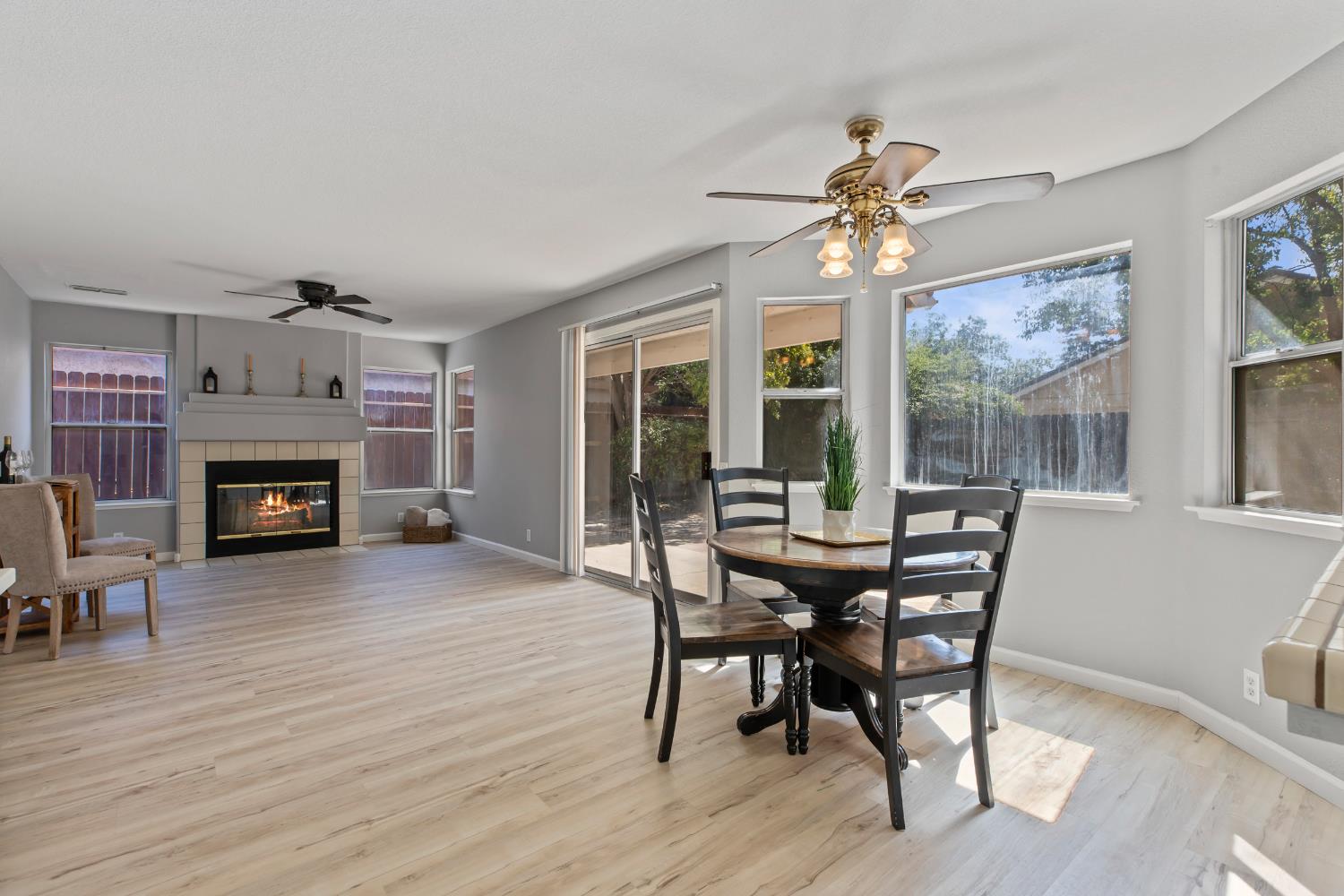 1900 Berryessa Dr, Modesto, CA 95358