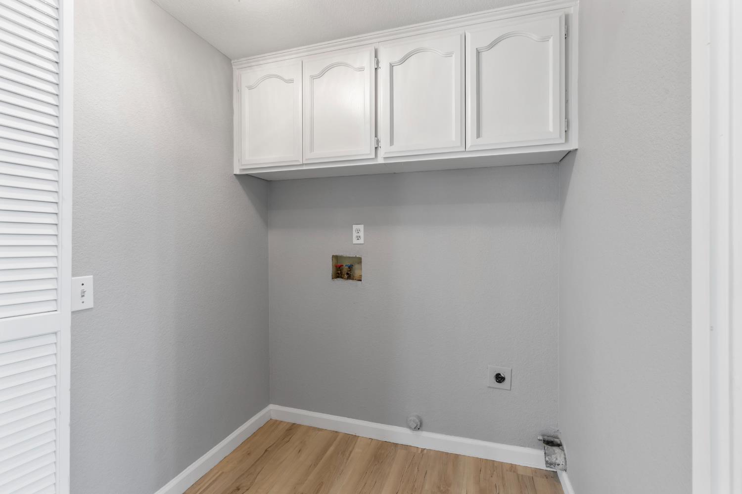 1900 Berryessa Dr, Modesto, CA 95358