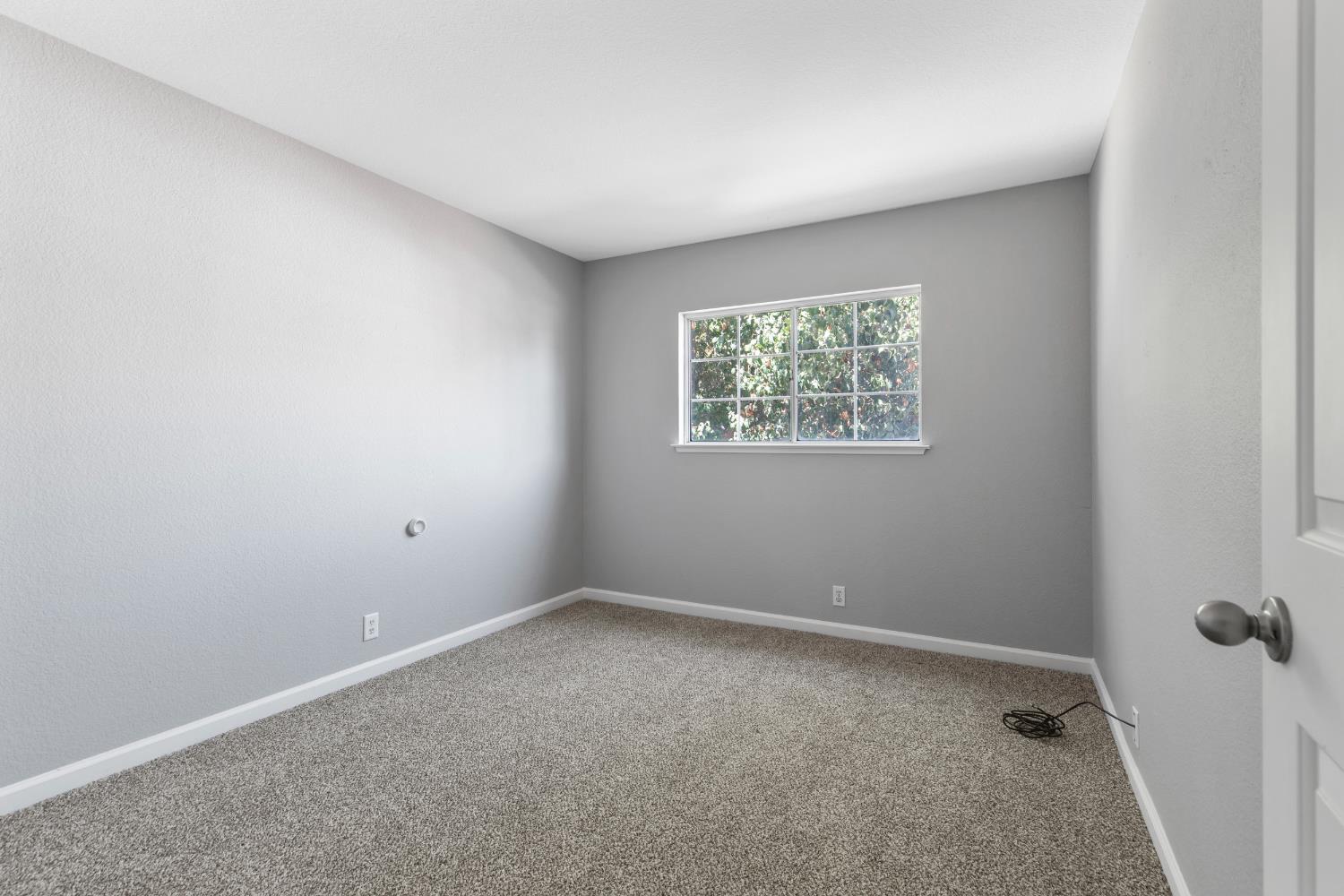 1900 Berryessa Dr, Modesto, CA 95358