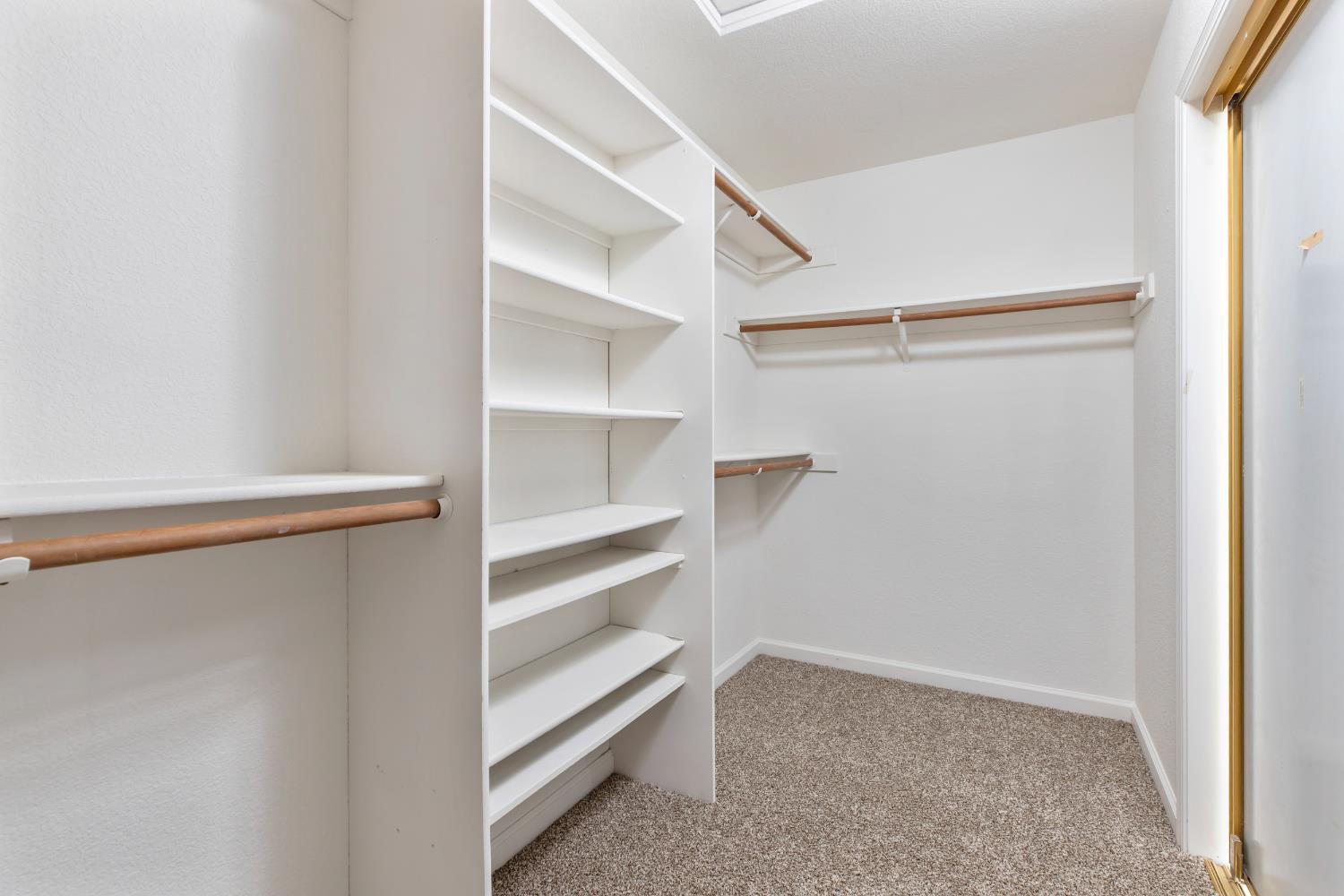 1900 Berryessa Dr, Modesto, CA 95358