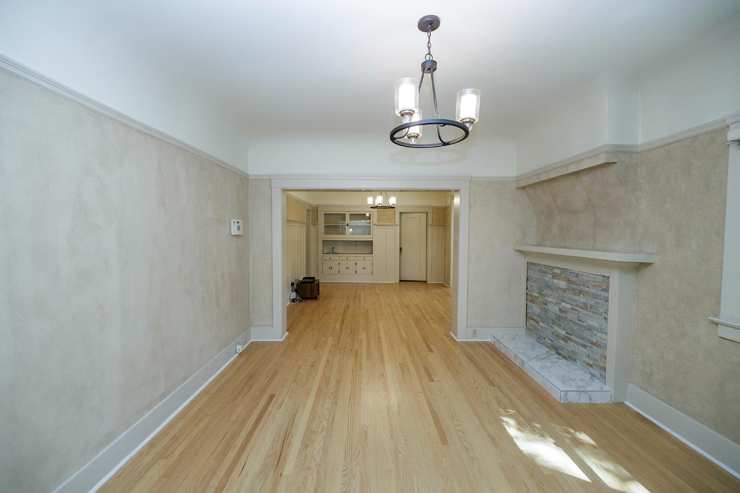 202 Hackberry Ave, Modesto, CA 95354