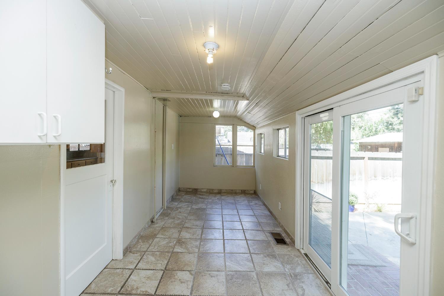 202 Hackberry Ave, Modesto, CA 95354