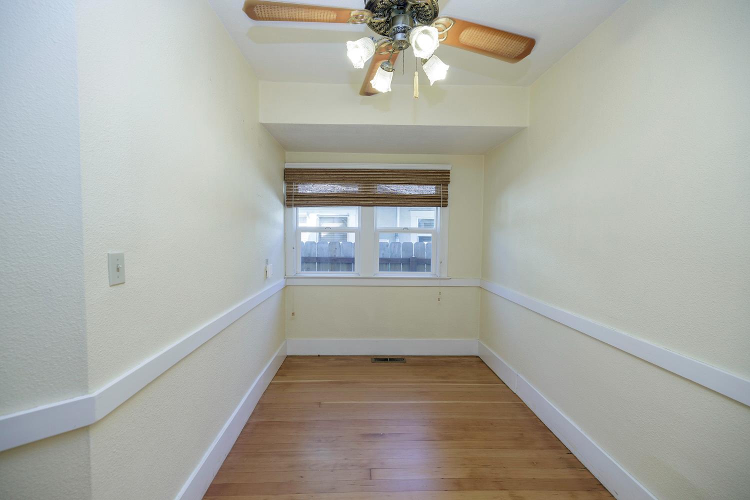 202 Hackberry Ave, Modesto, CA 95354