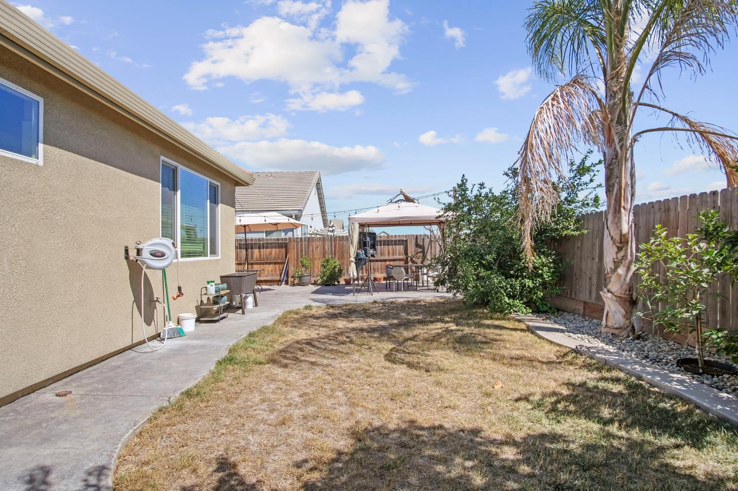 774 Bogdanich Pkwy, Patterson, CA 95363