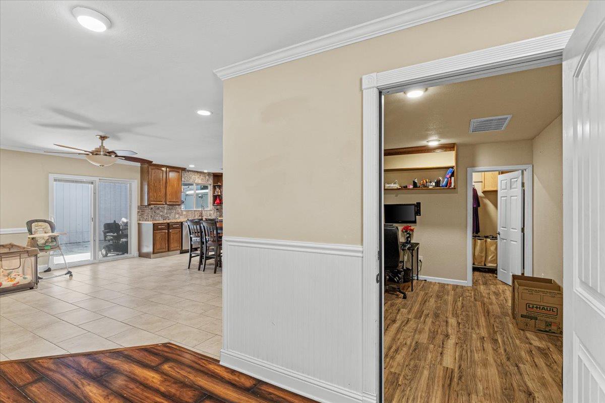 1266 Wimbledon Way, Manteca, CA 95336