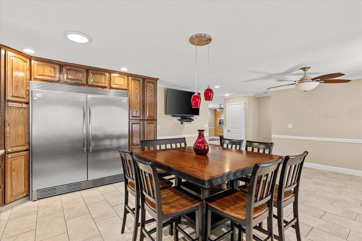 1266 Wimbledon Way, Manteca, CA 95336