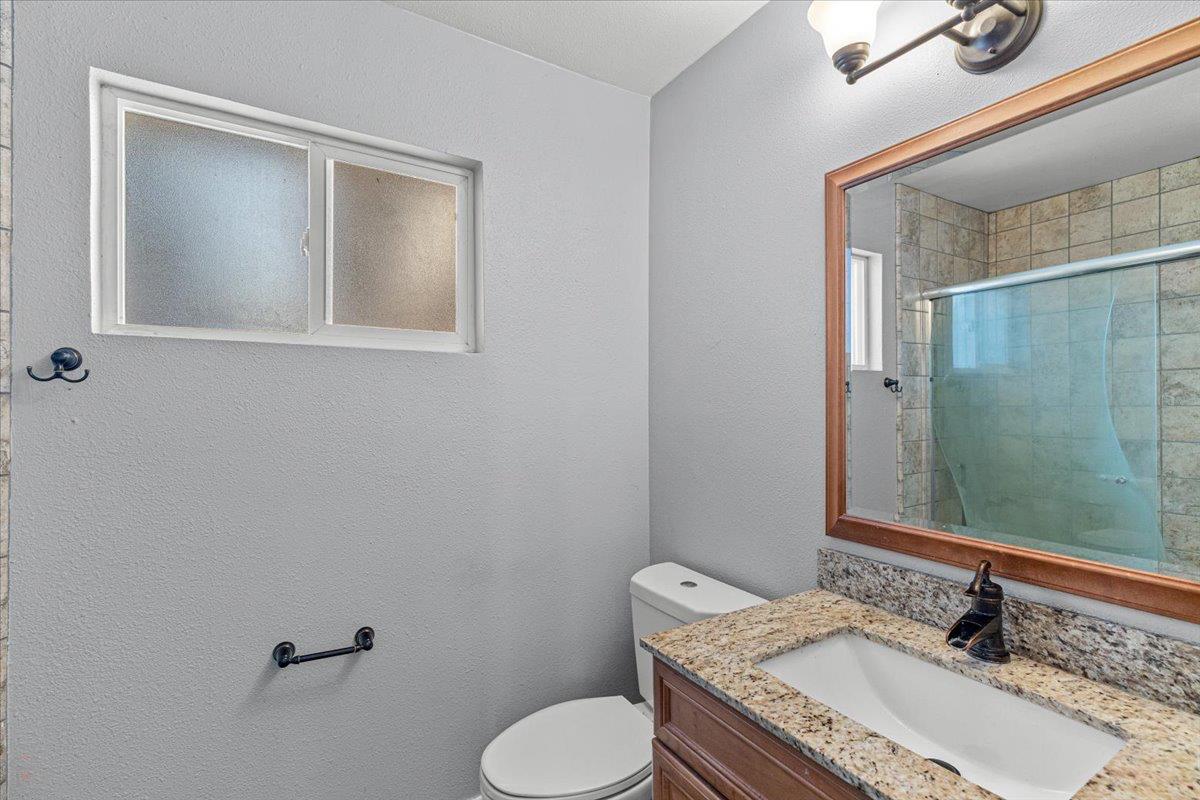 1266 Wimbledon Way, Manteca, CA 95336