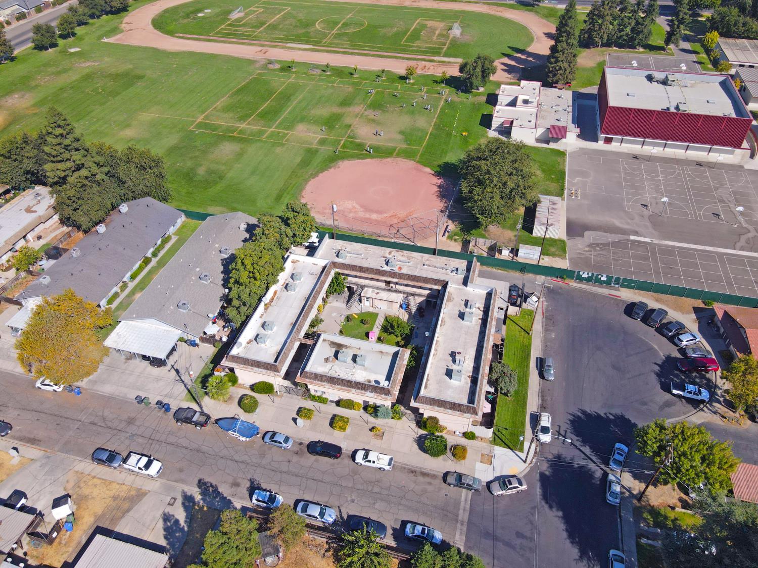 961 Wakefield Rd, Turlock, CA 95380