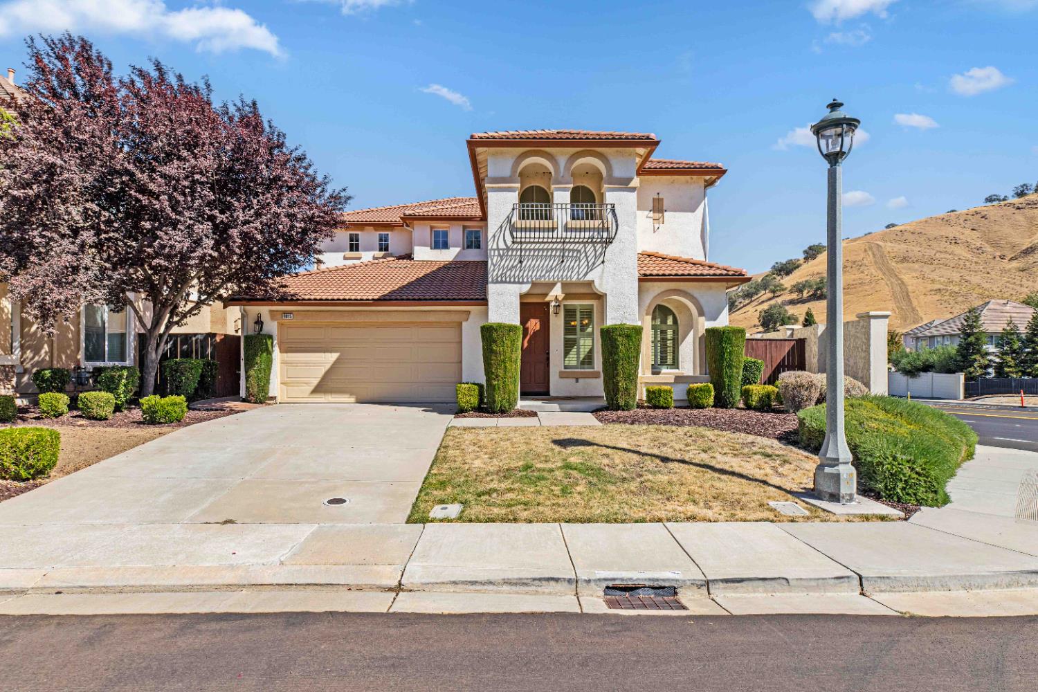 9015 Tee Box Ct, Patterson, CA 95363