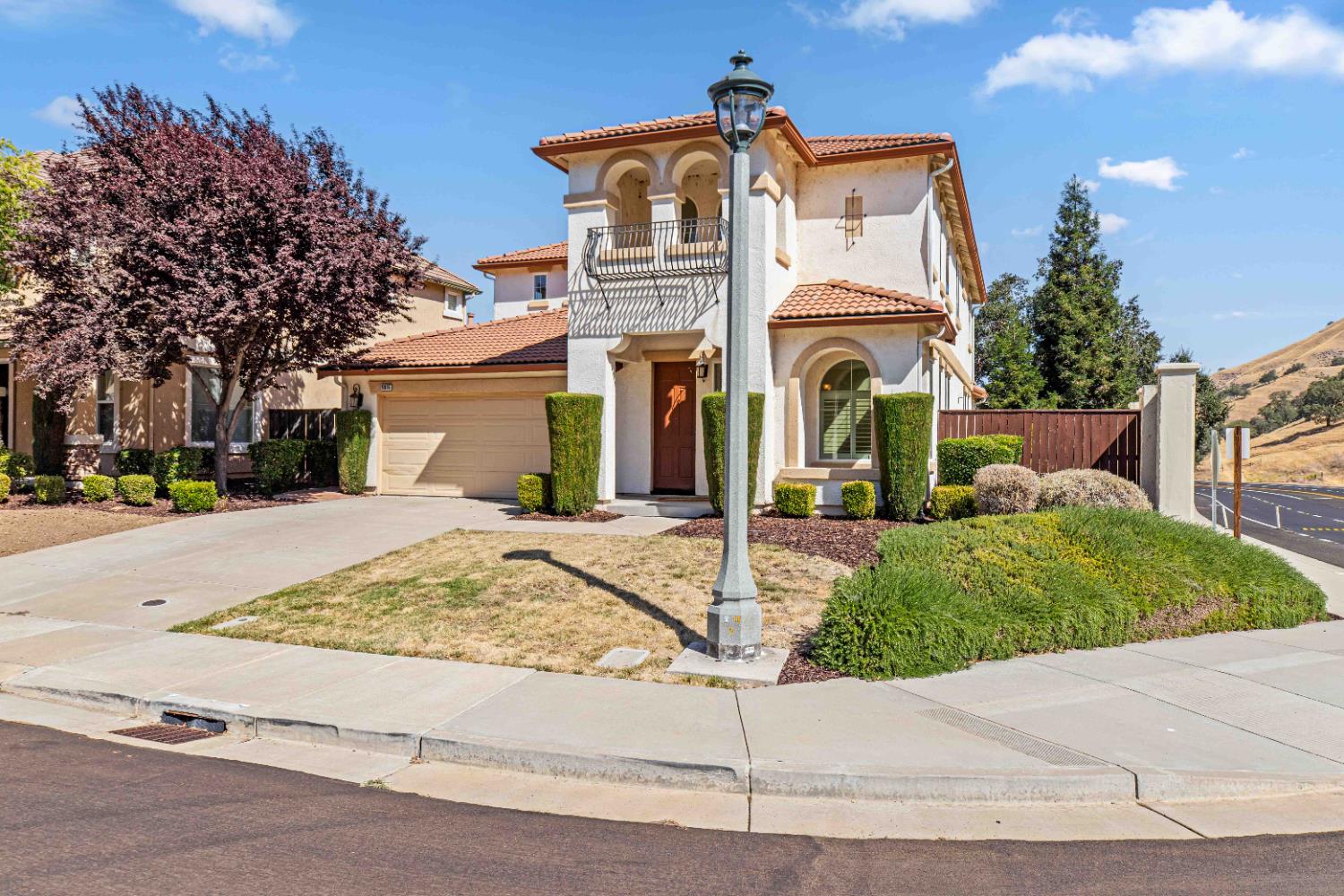 9015 Tee Box Ct, Patterson, CA 95363