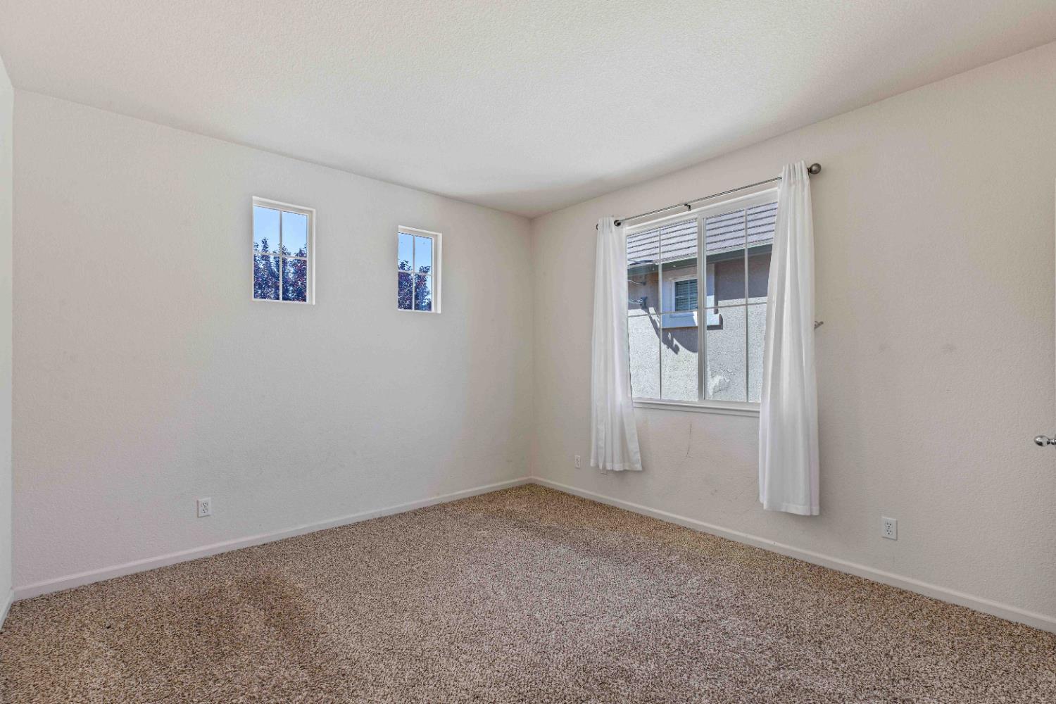 9015 Tee Box Ct, Patterson, CA 95363