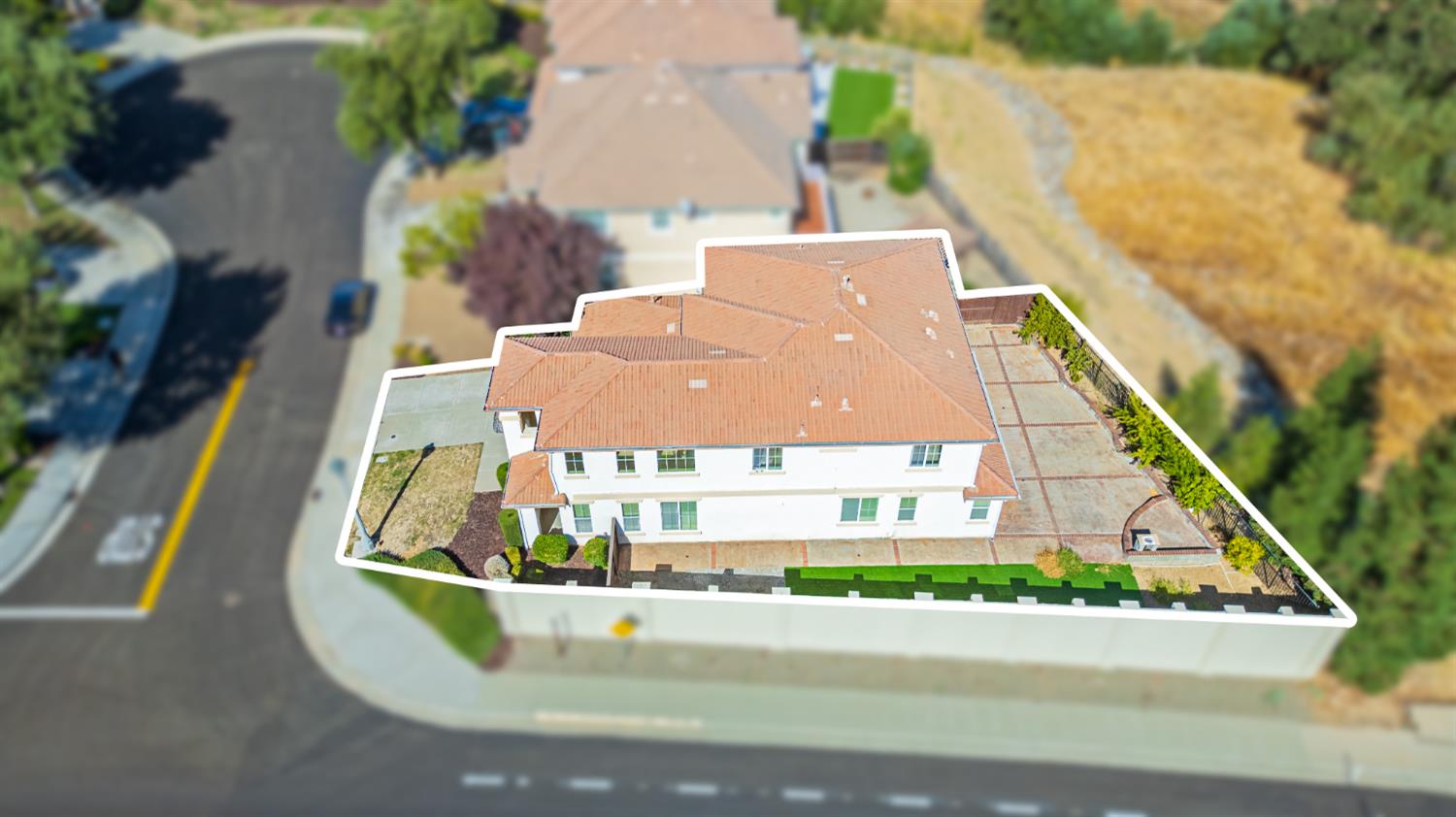 9015 Tee Box Ct, Patterson, CA 95363