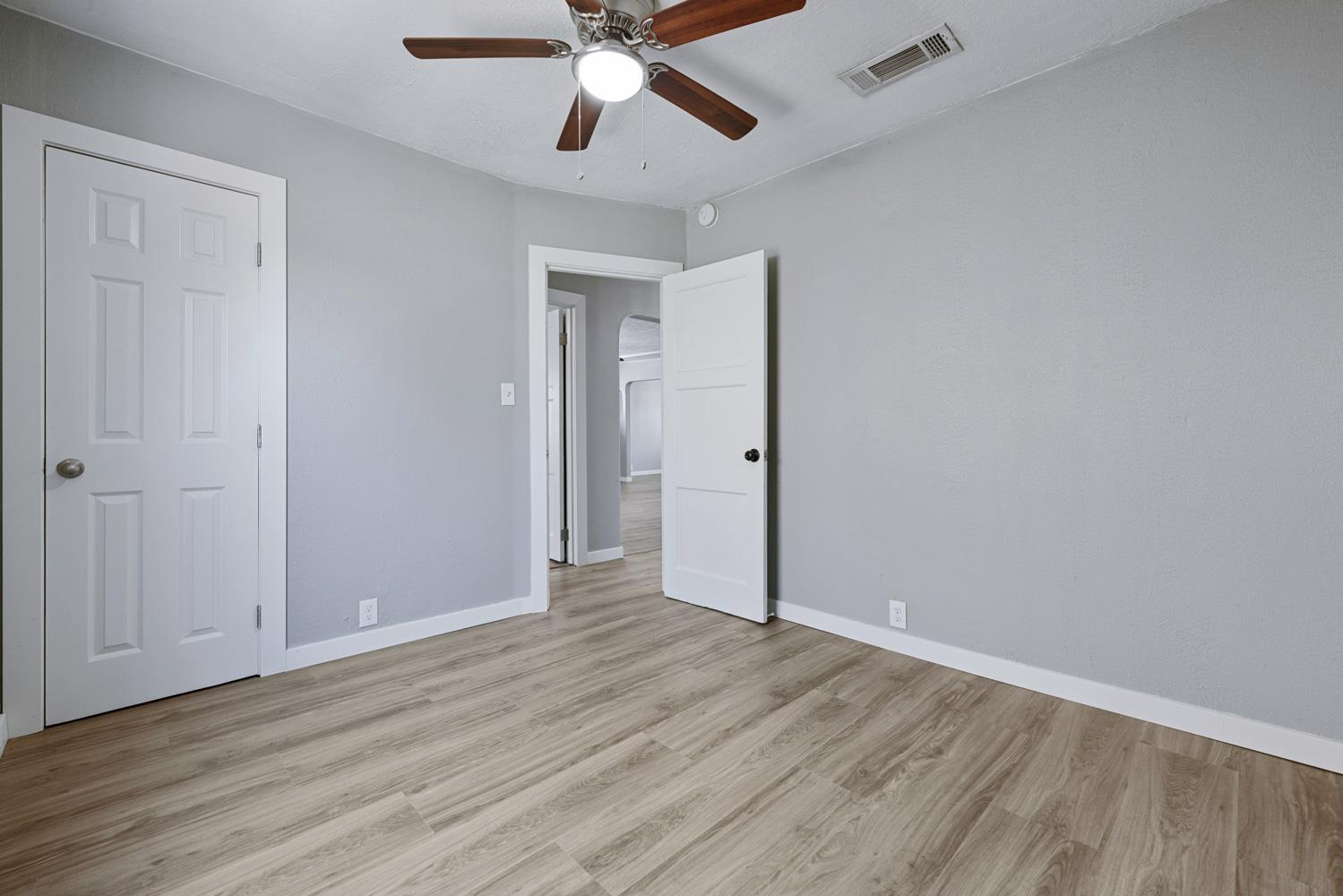 1321 W Orangeburg Ave, Modesto, CA 95350