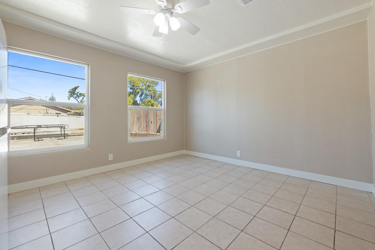 1321 W Orangeburg Ave, Modesto, CA 95350