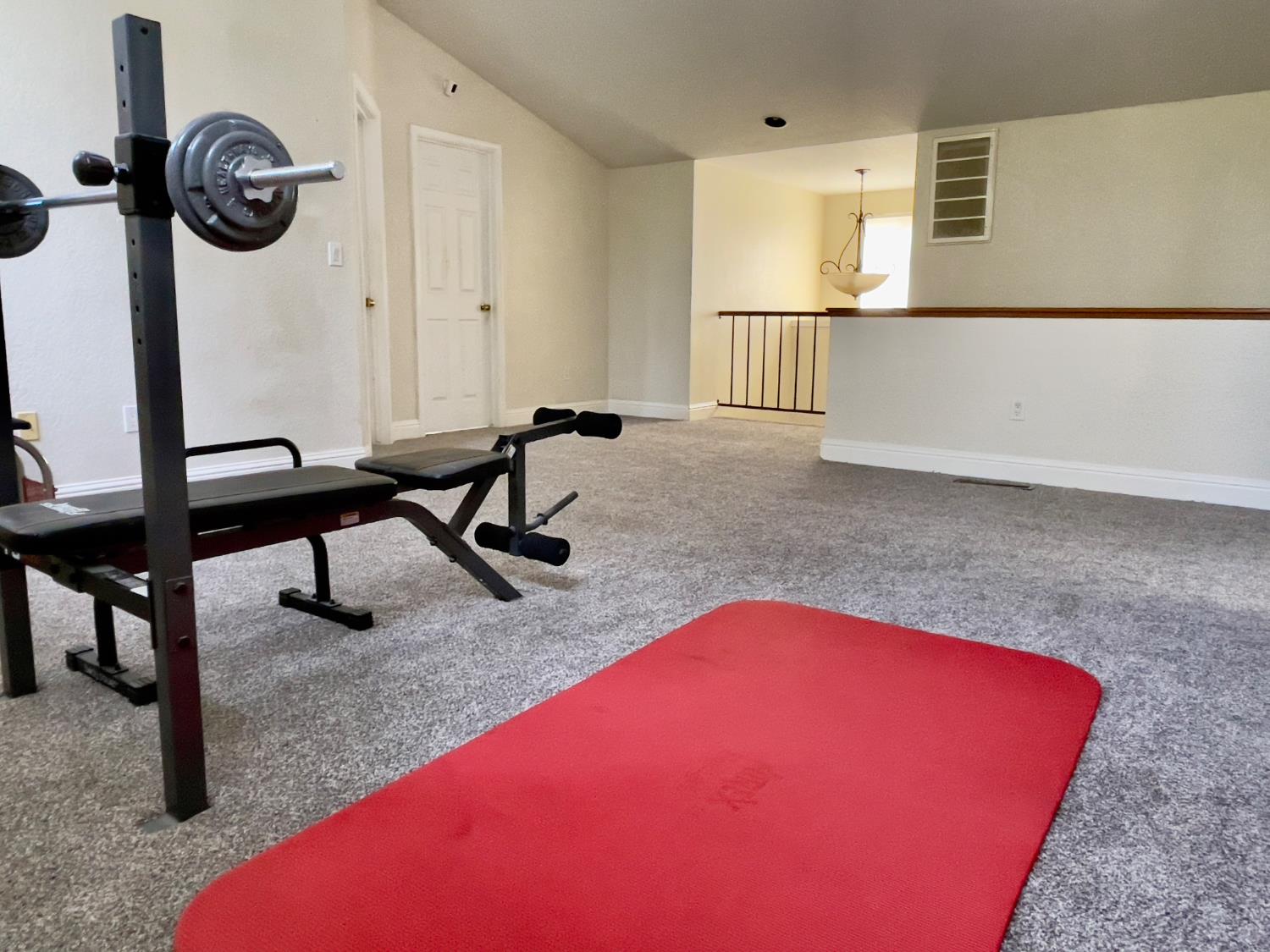 1713 Walnut Blossom Way, Modesto, CA 95355