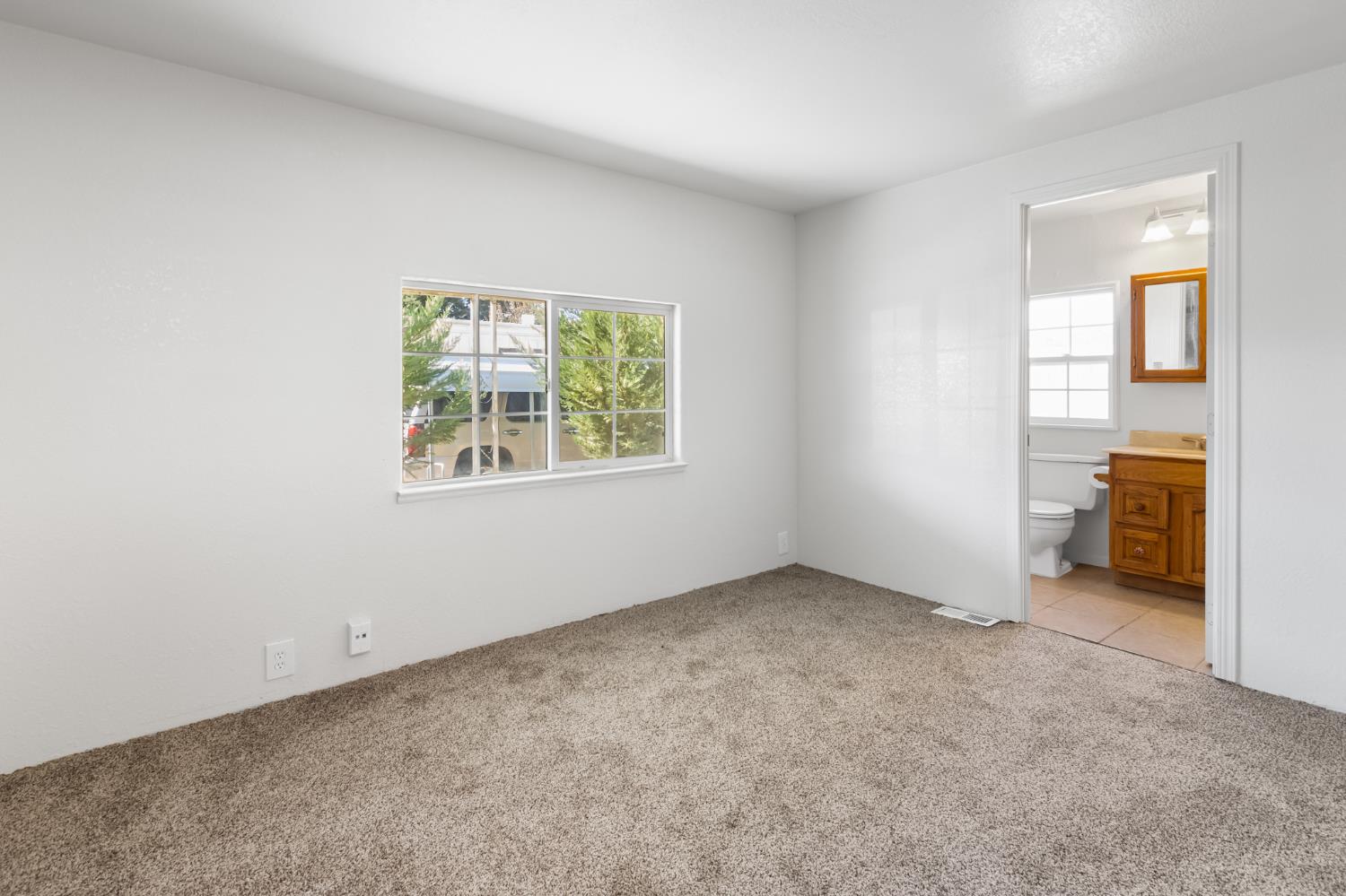 2499 E Gerard Ave #50, Merced, CA 95341