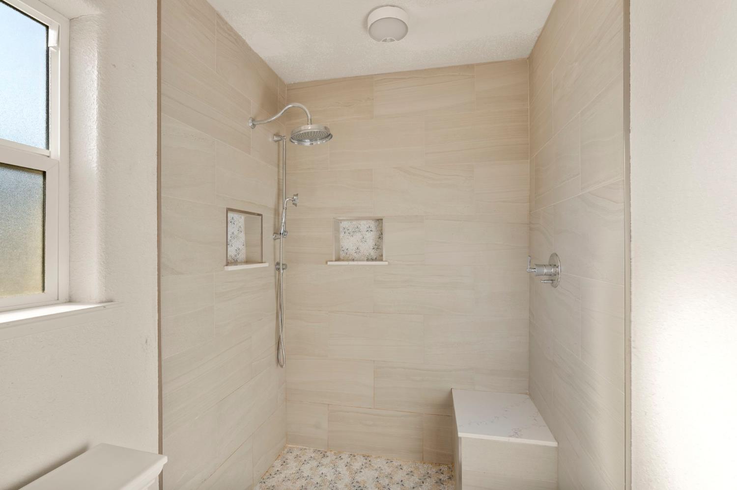 4068 Little John Rd, Copperopolis, CA 95228