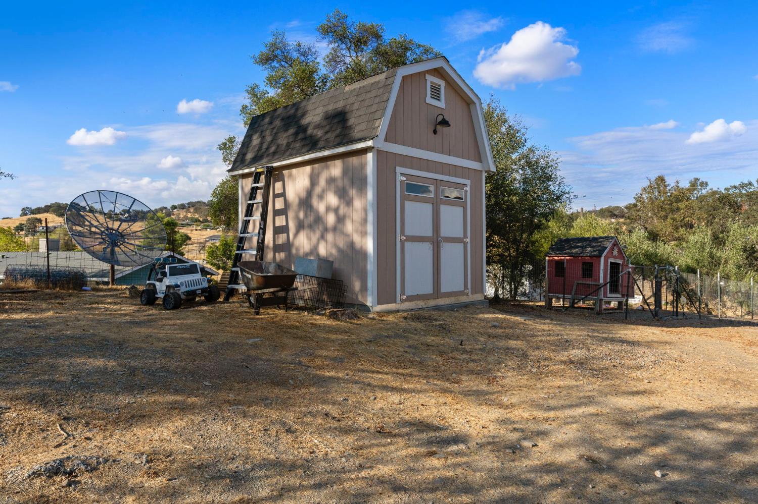 4068 Little John Rd, Copperopolis, CA 95228