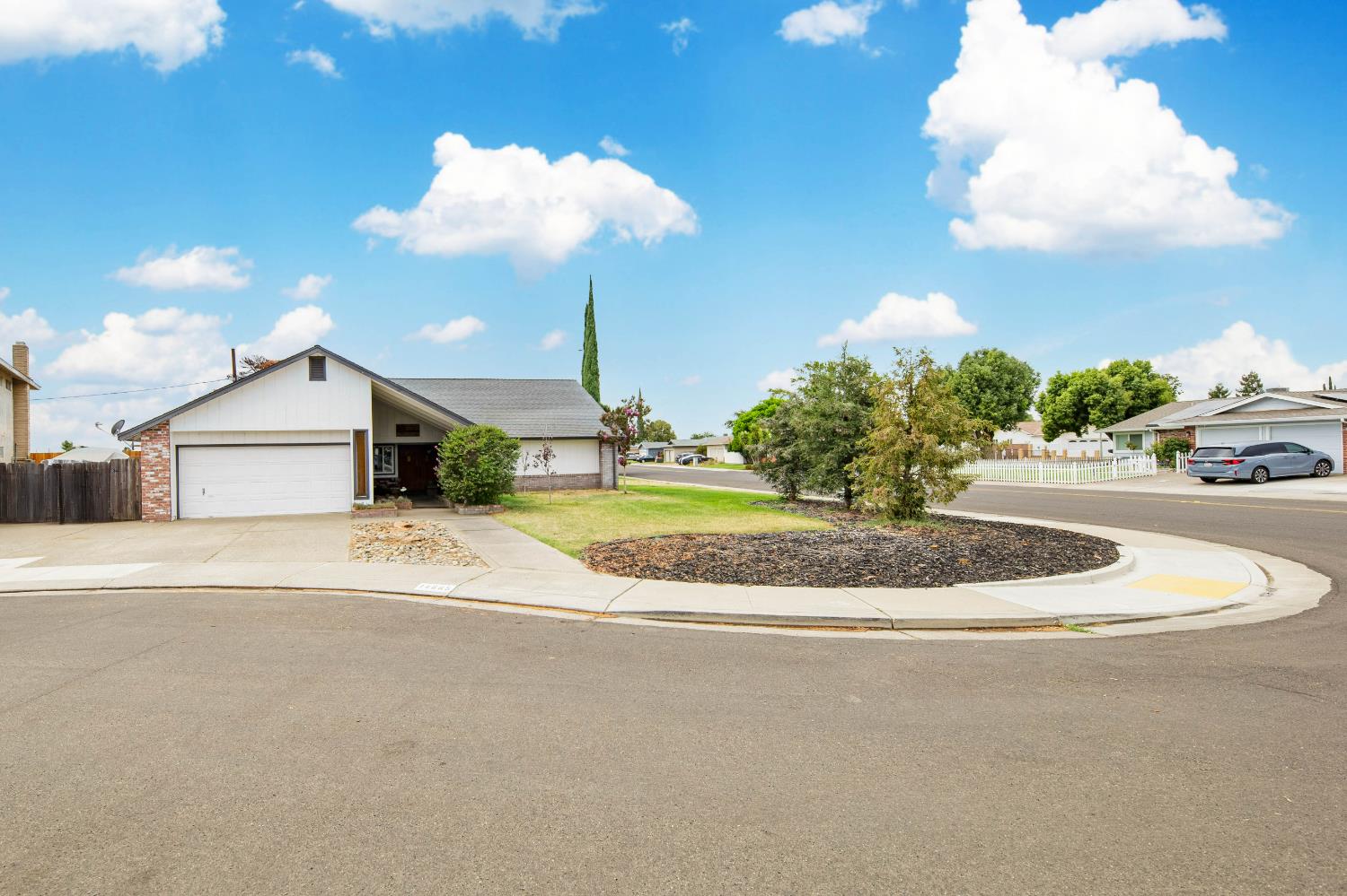 14665 Cree Ct, Manteca, CA 95336