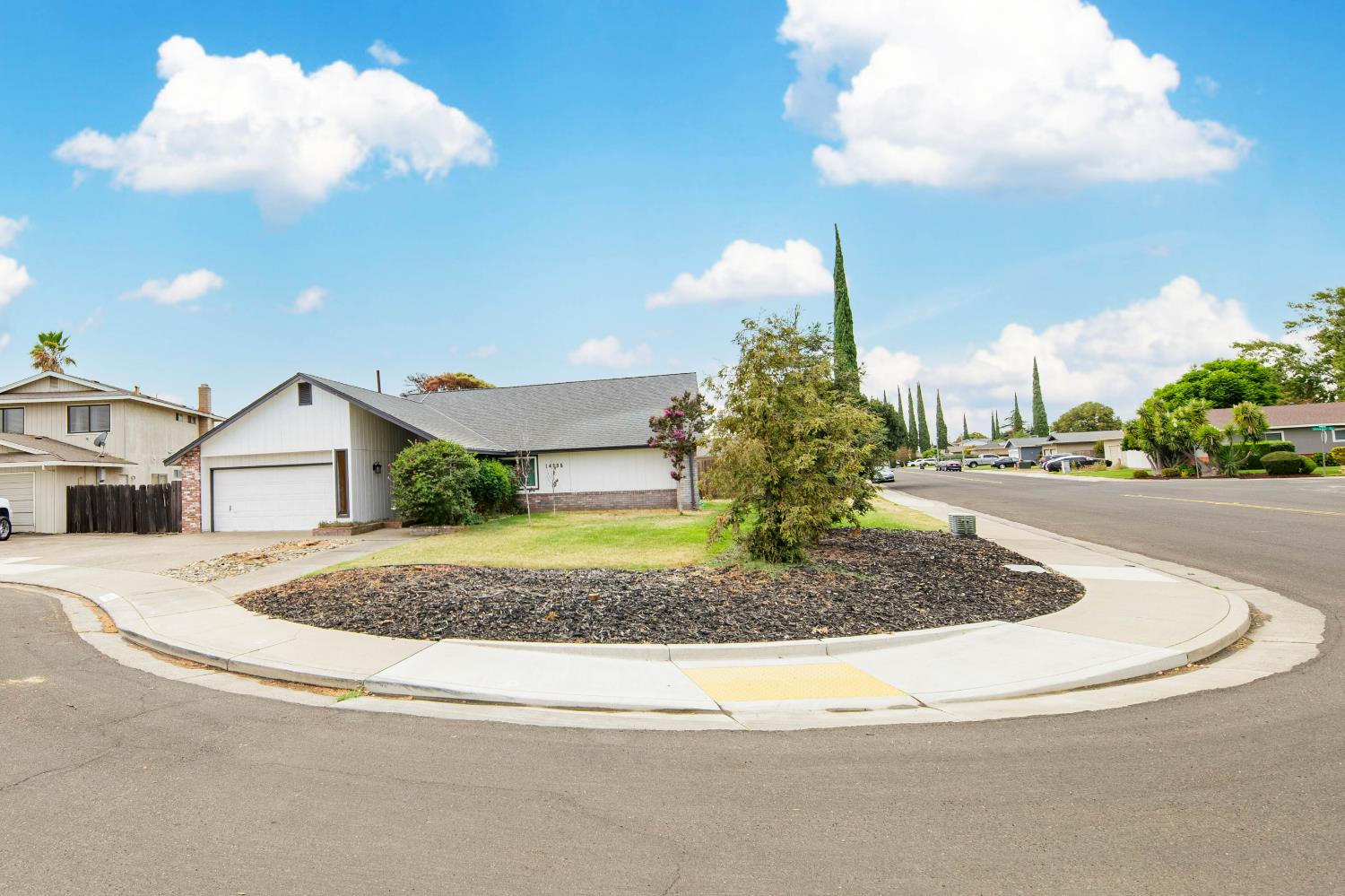 14665 Cree Ct, Manteca, CA 95336