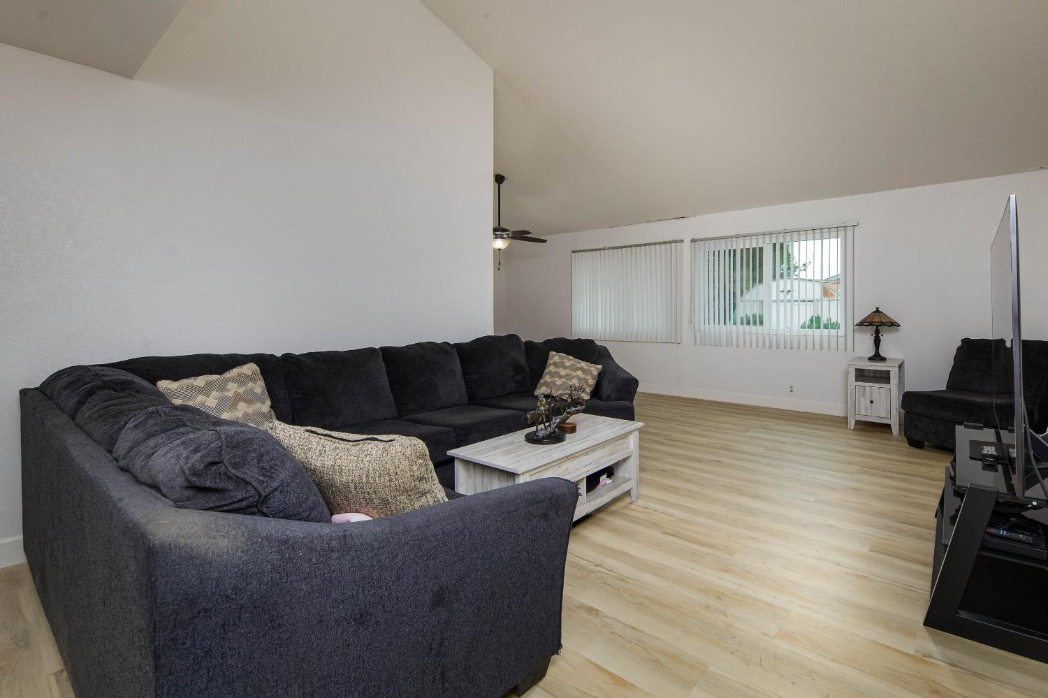 14665 Cree Ct, Manteca, CA 95336