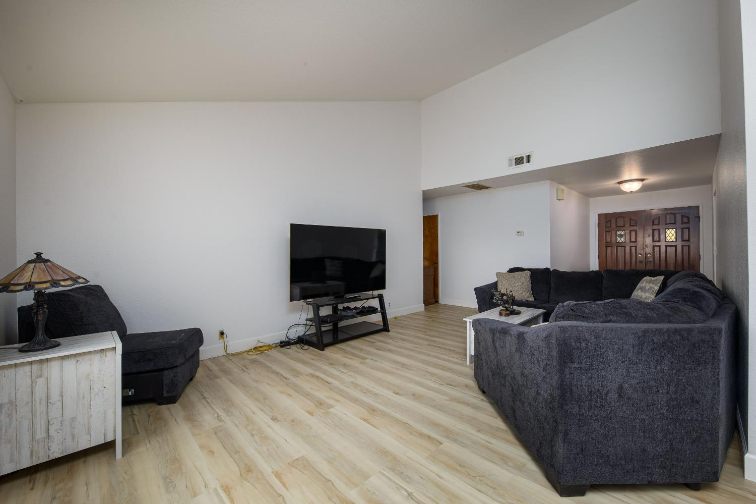 14665 Cree Ct, Manteca, CA 95336