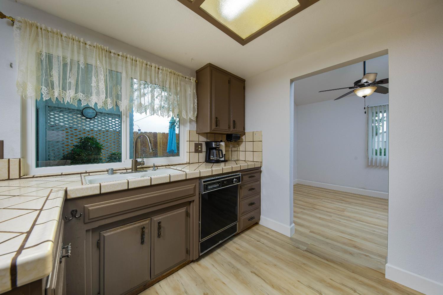 14665 Cree Ct, Manteca, CA 95336