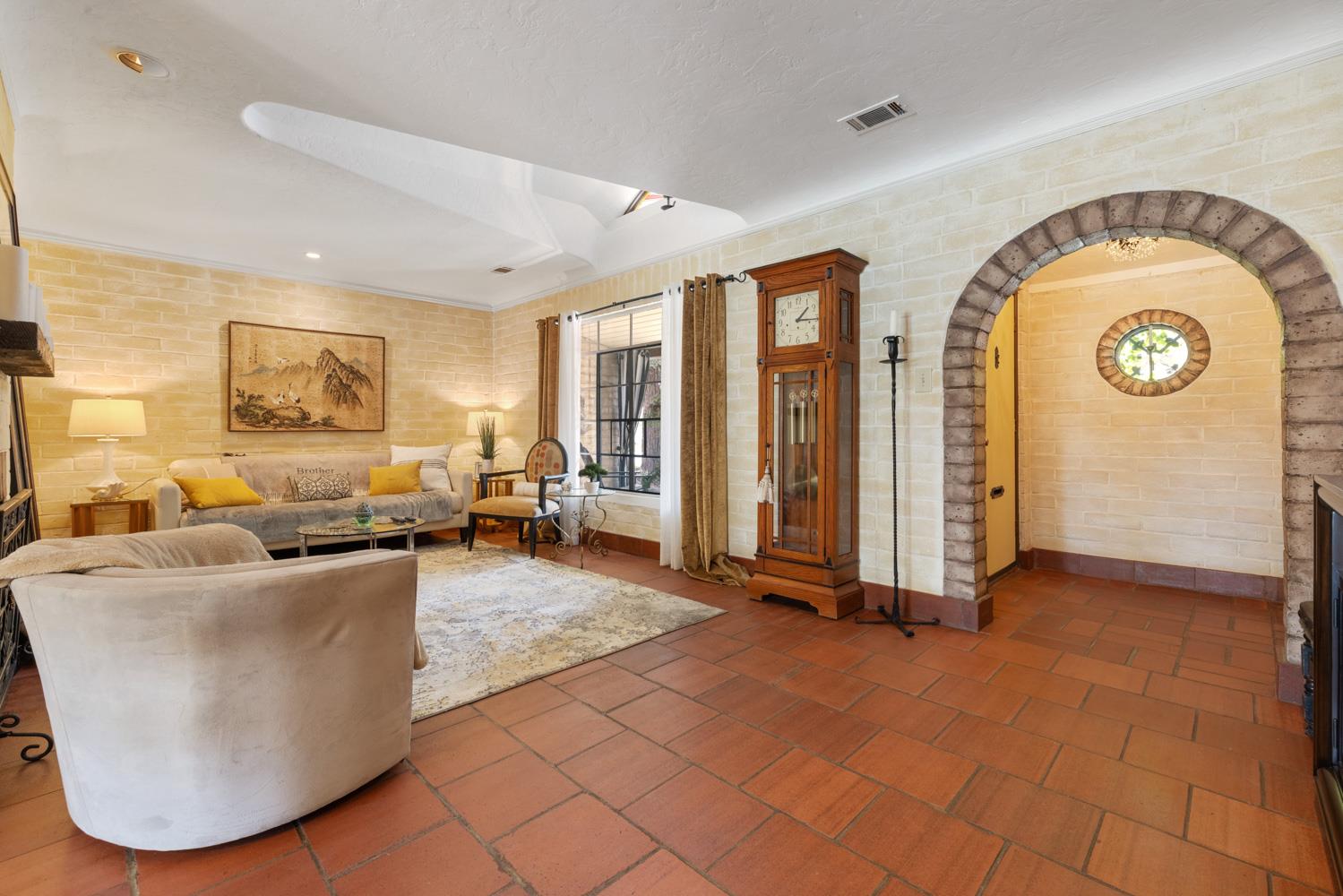 408 Wilson Ave, Modesto, CA 95354